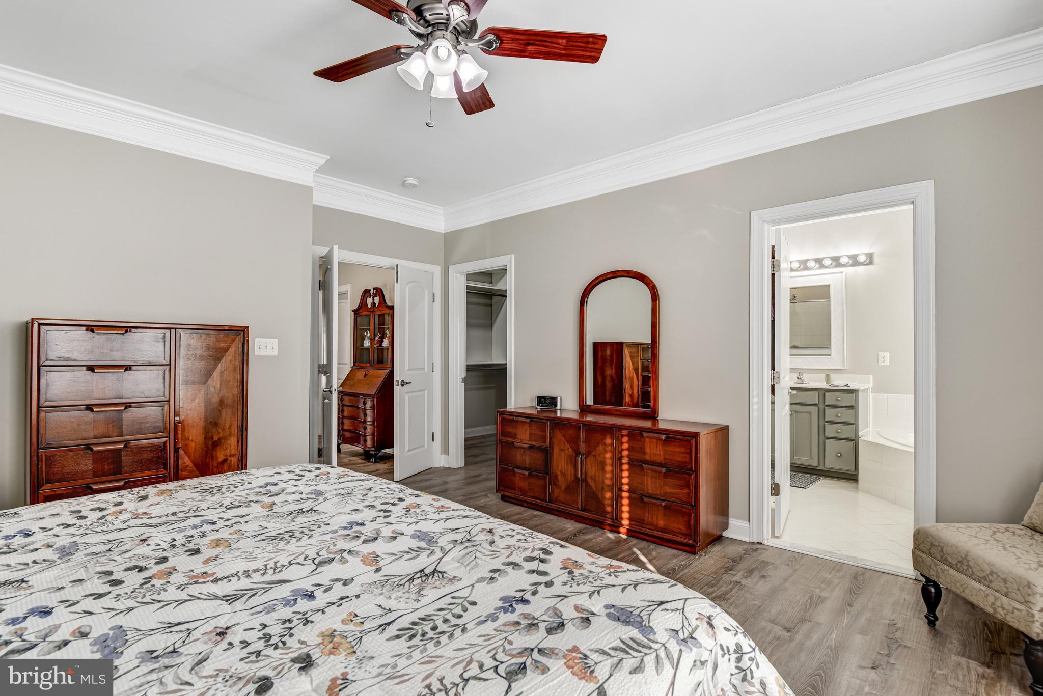 6899 BOOTHE LANE