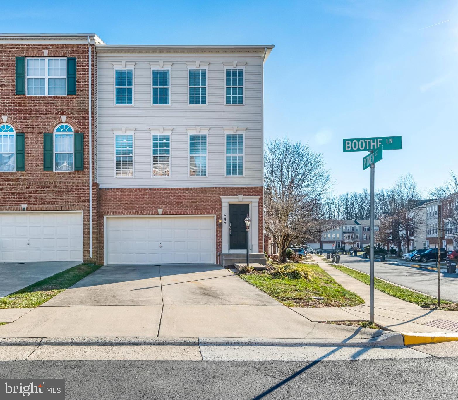 6899 BOOTHE LANE