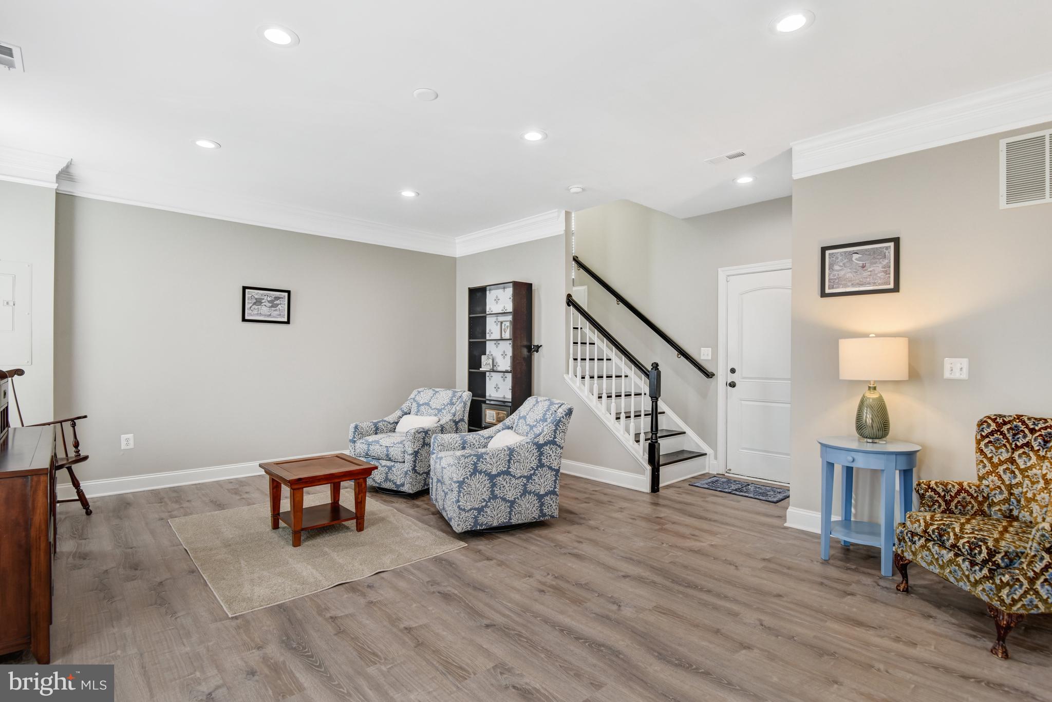 6899 BOOTHE LANE