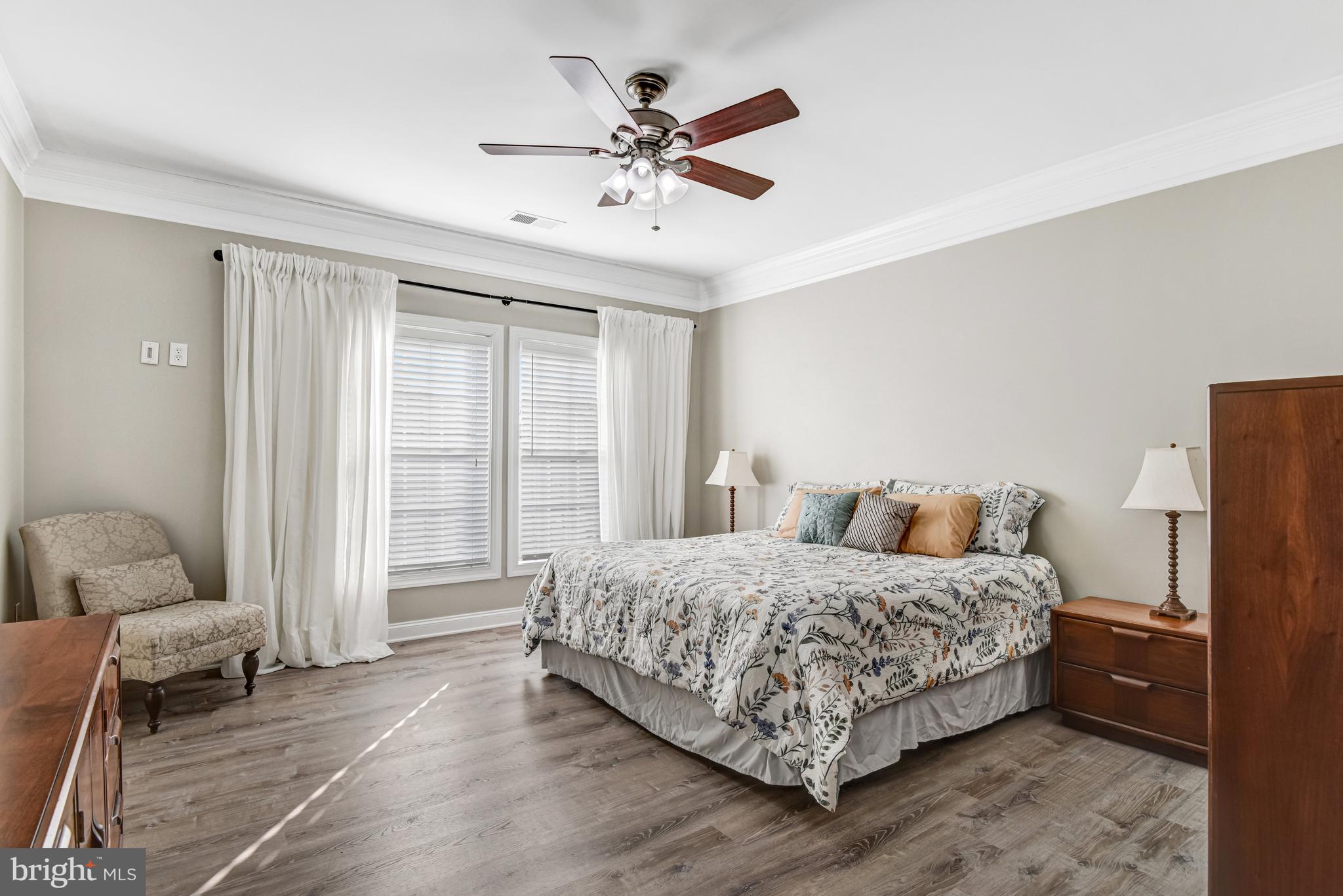 6899 BOOTHE LANE