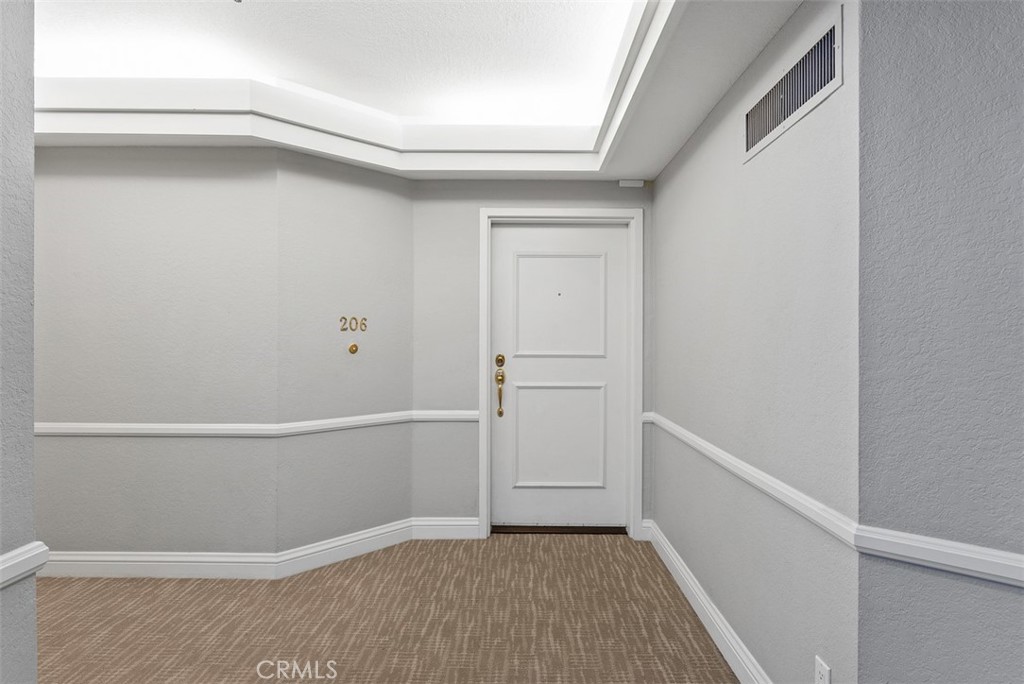 260 Cagney Lane 206
