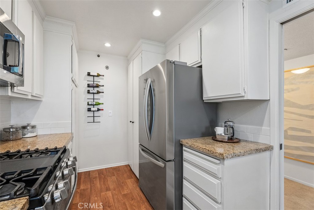 260 Cagney Lane 206