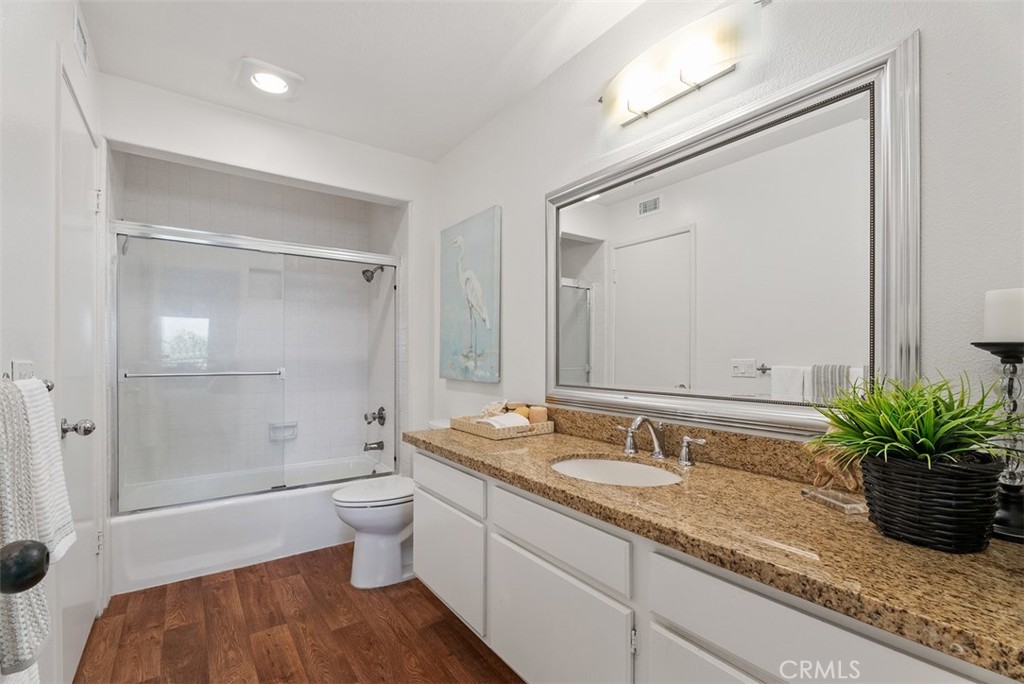 260 Cagney Lane 206
