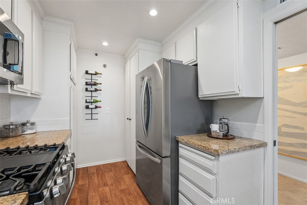 260 Cagney Lane 206