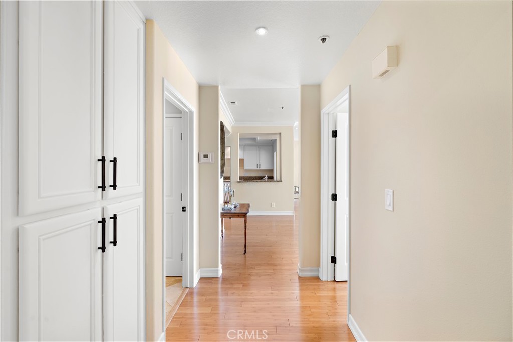 200 Paris Lane 111