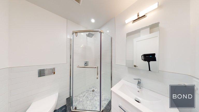 242 W 10th Street 1G