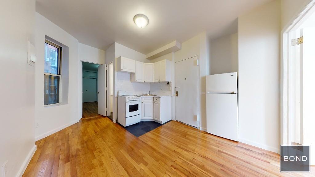 1437 1st Avenue 4FS