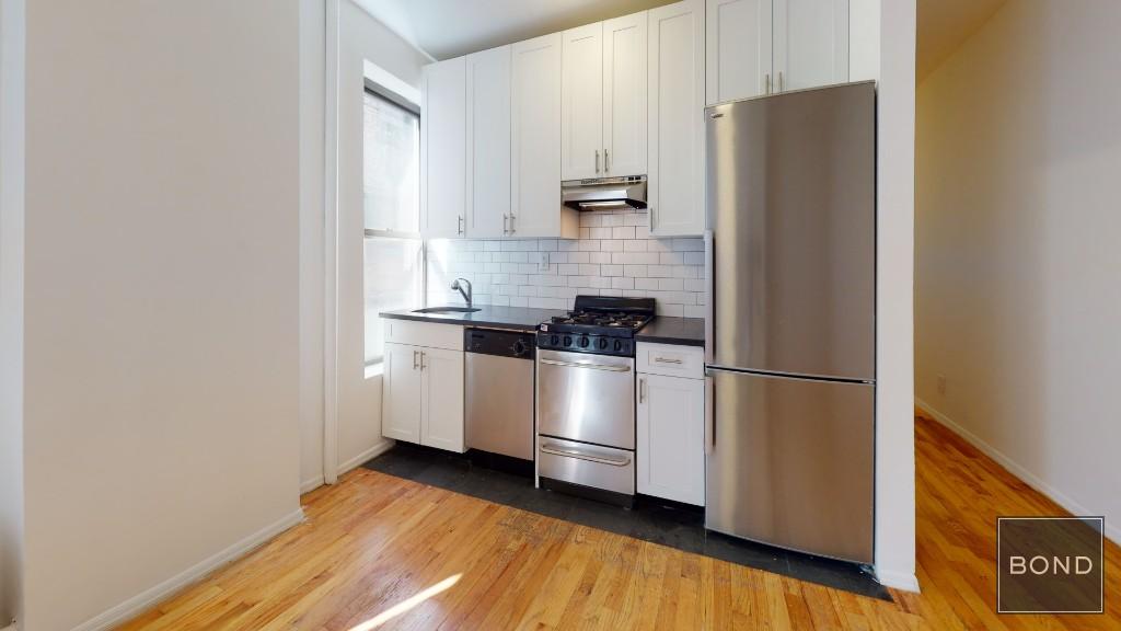 334 E 78th Street 18