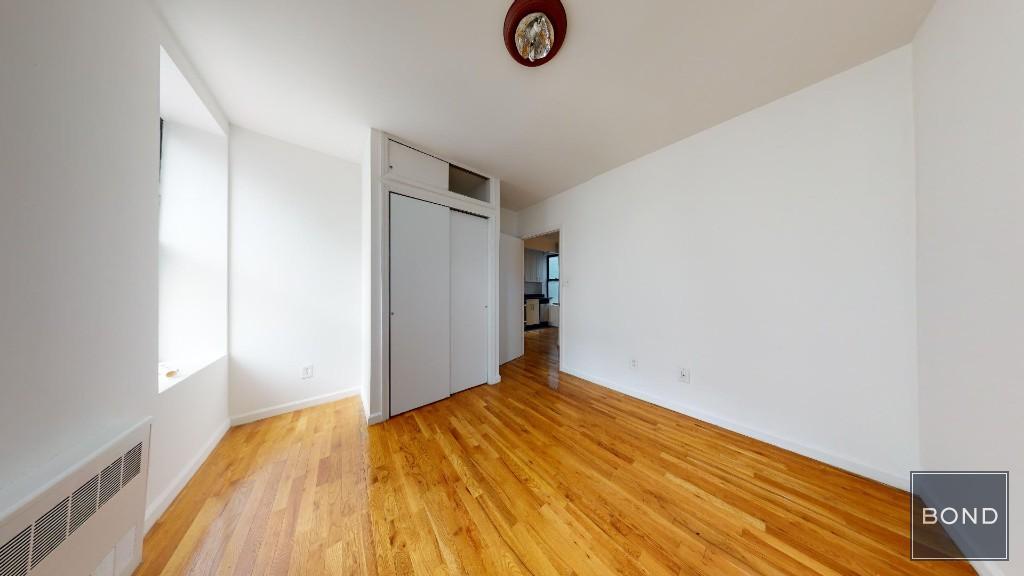 307 E 77th Street 4B