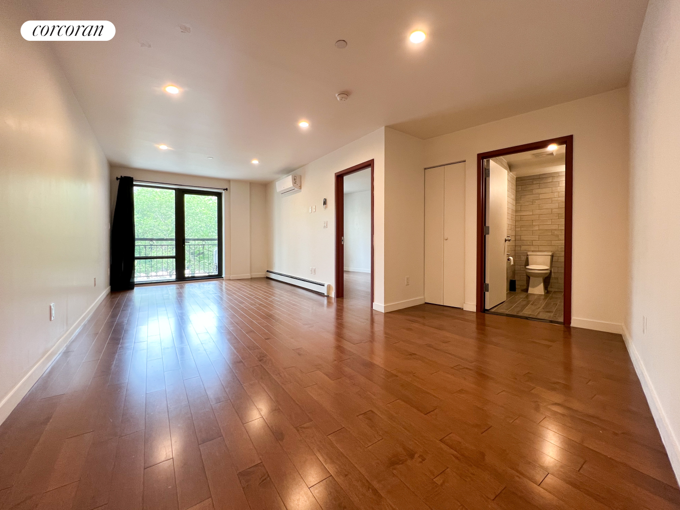 252 BROADWAY 5F
