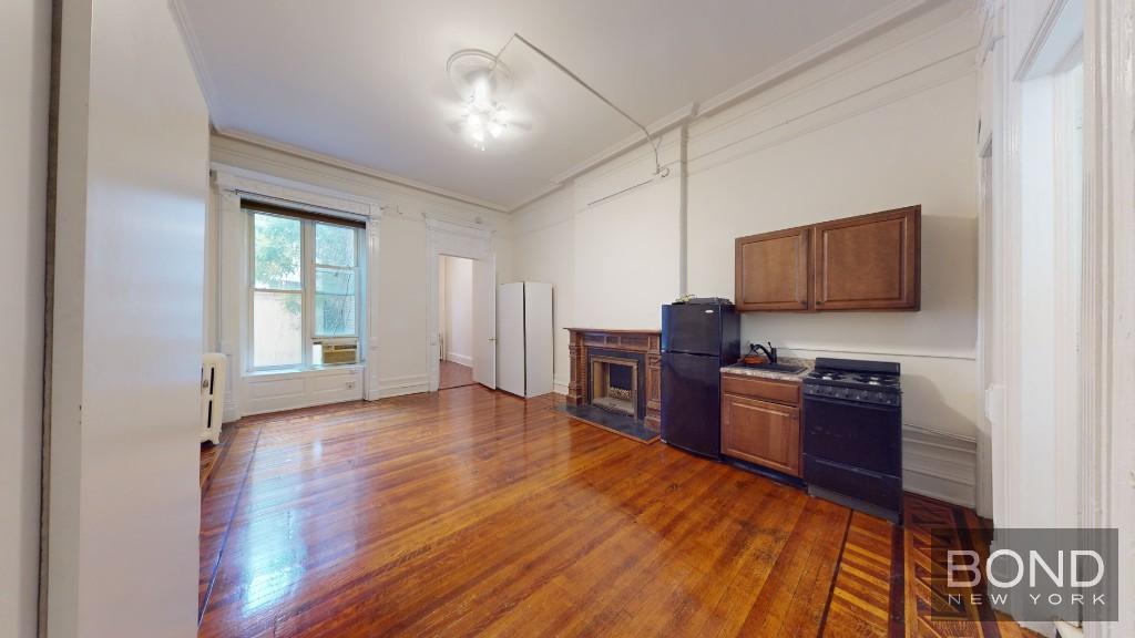 132 W 73rd Street 2R