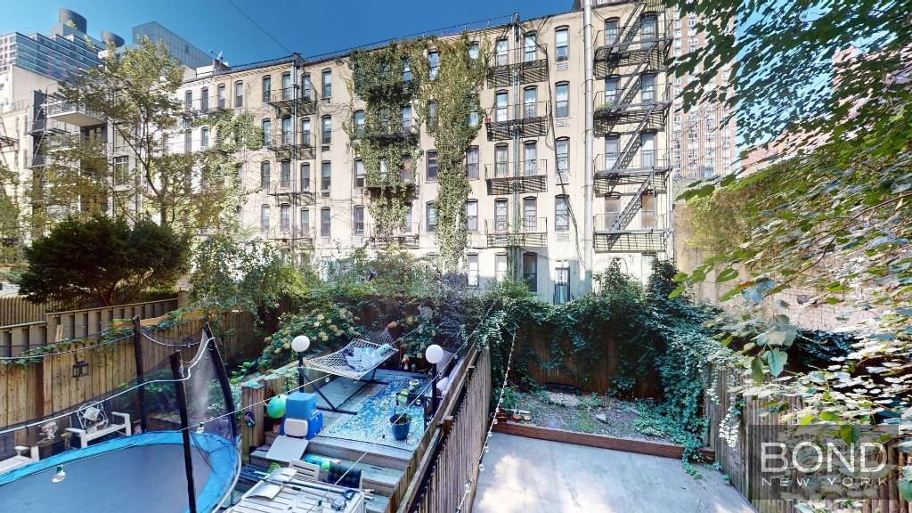 335 E 92nd Street 1C