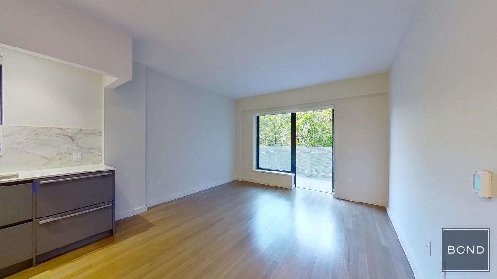 515 E 86th Street 409