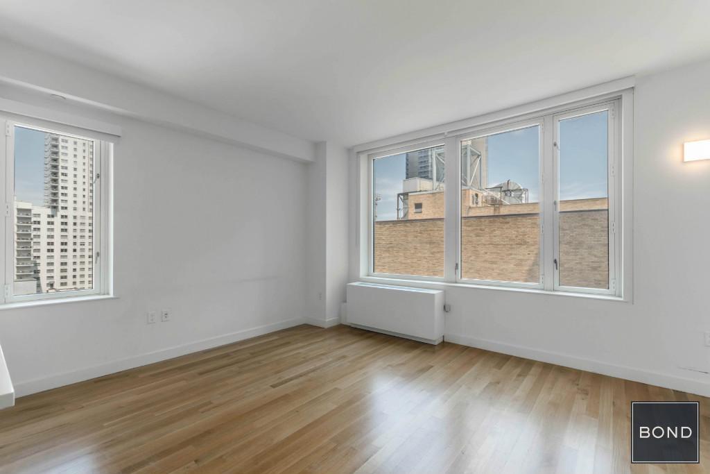 501 E 74th Street 14F