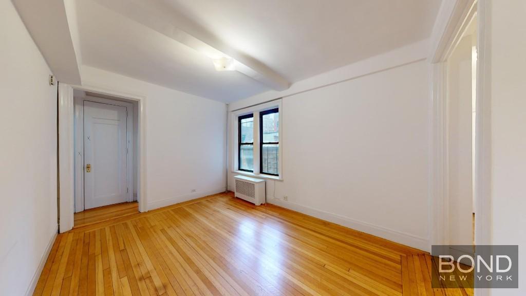 325 W 77th Street 6E