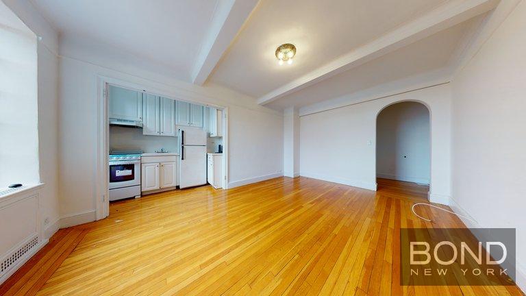 1 Christopher Street 14B