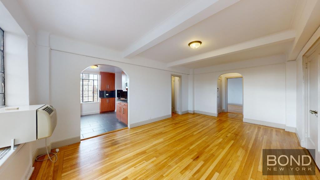 1 Christopher Street 15BC