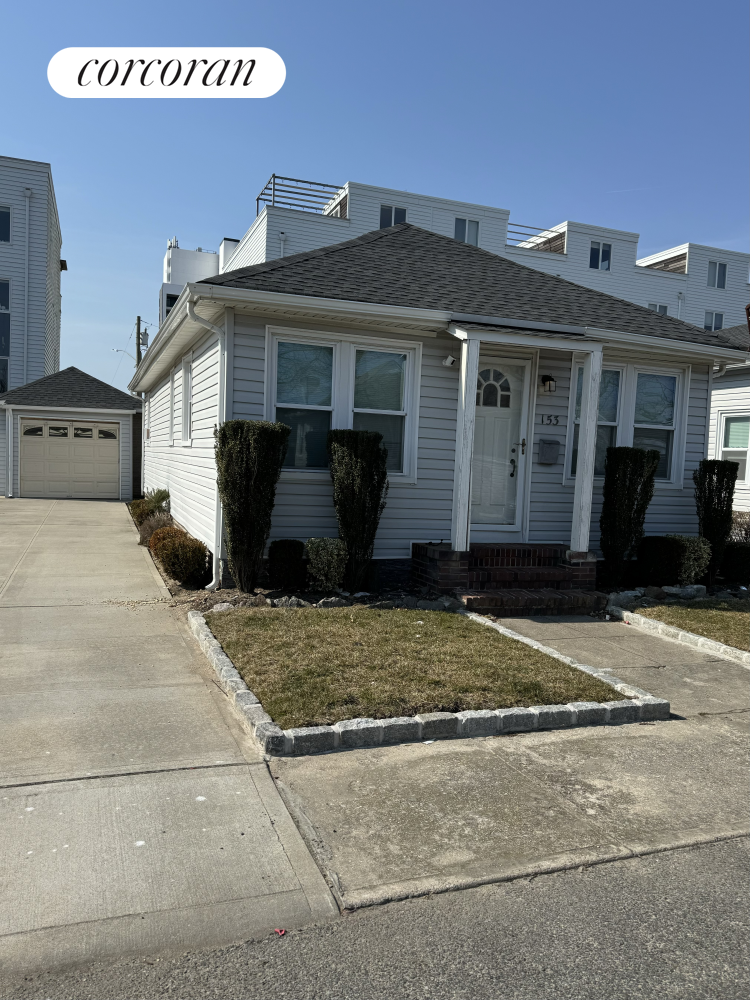 153 BEACH 4TH Street