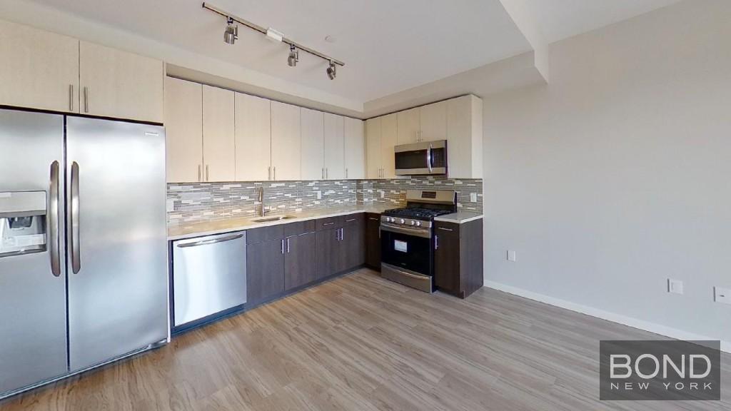 178-02 Hillside Avenue 820