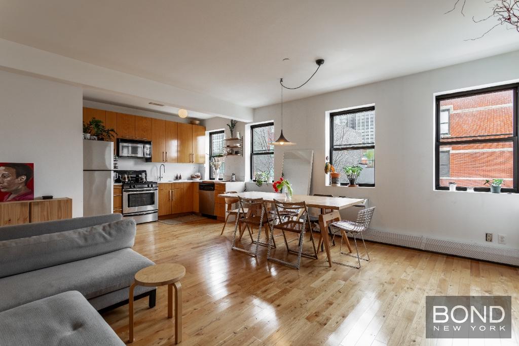 84 Green Street 3