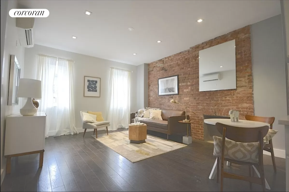 44 S OXFORD Street 4