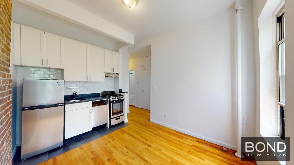 222 E 85th Street 5R