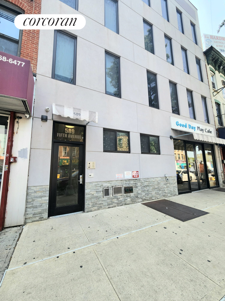 589 5TH Avenue 1A