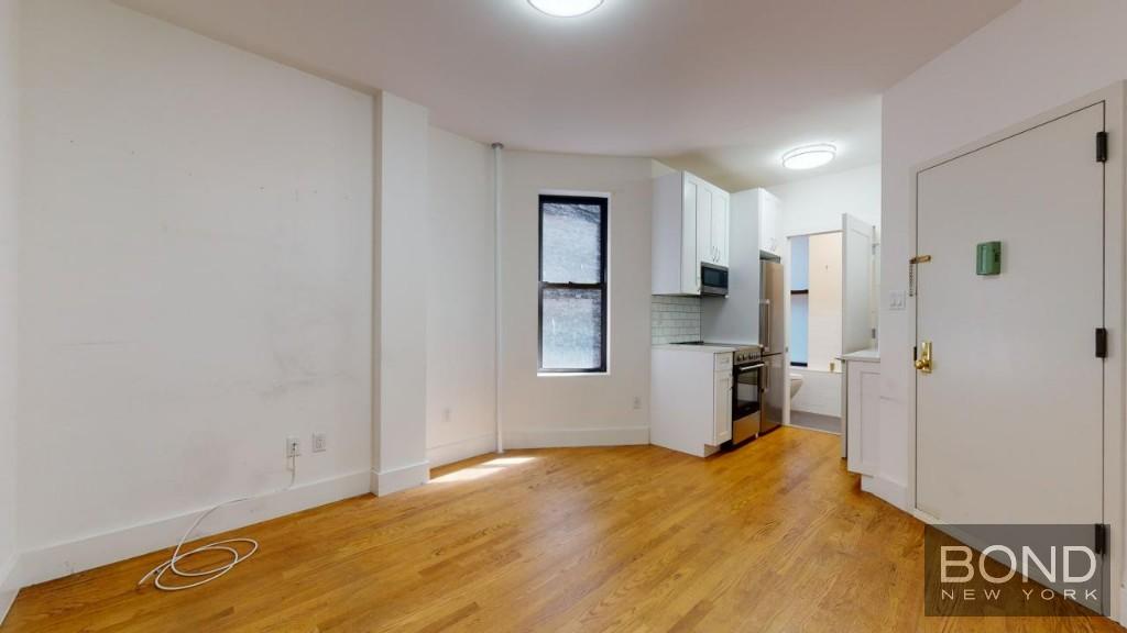 592 Amsterdam Avenue 2
