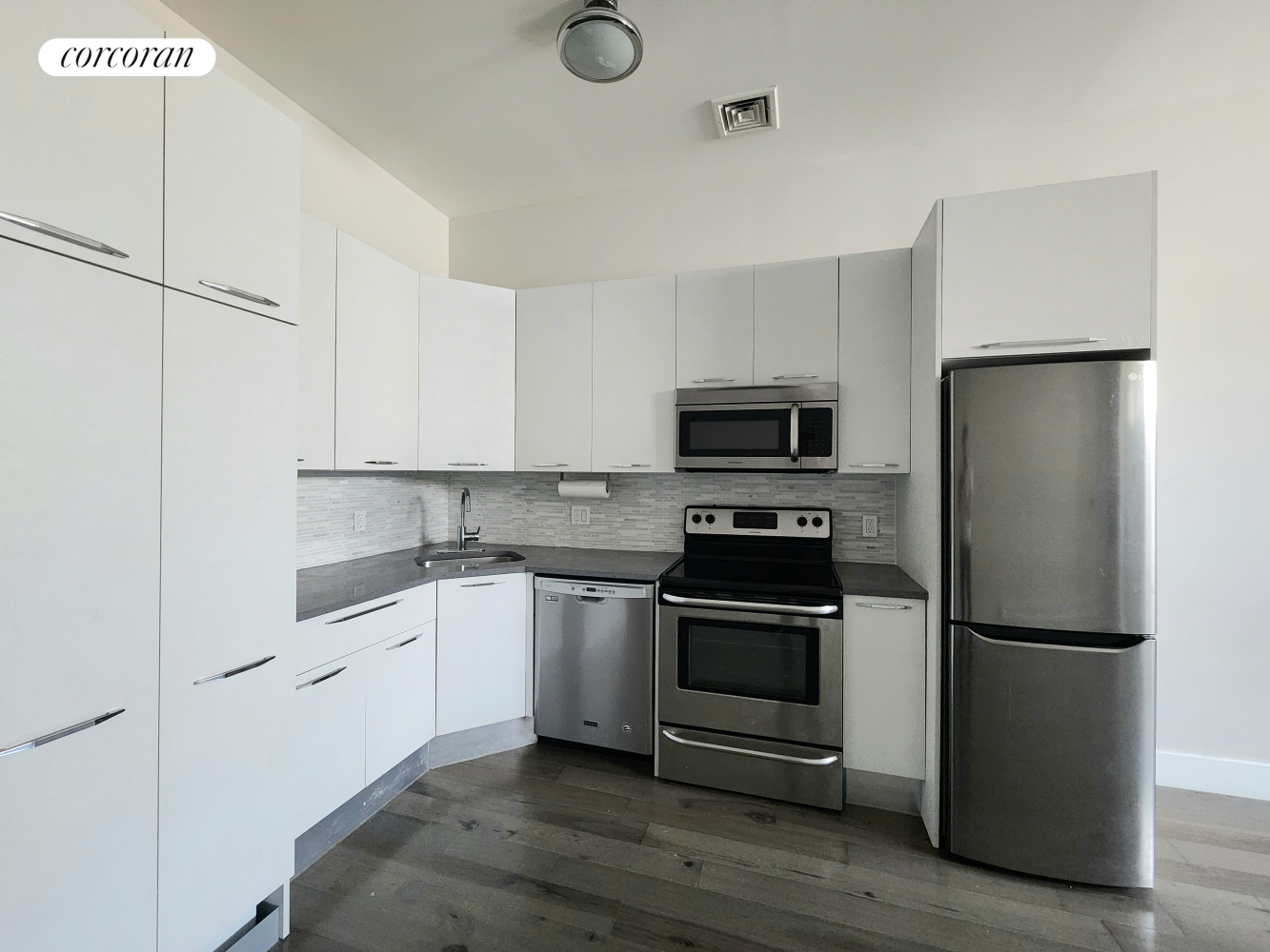 589 5TH Avenue 1B