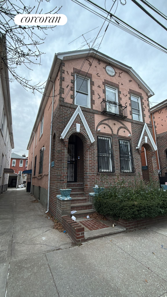 90 E 43RD Street 1A