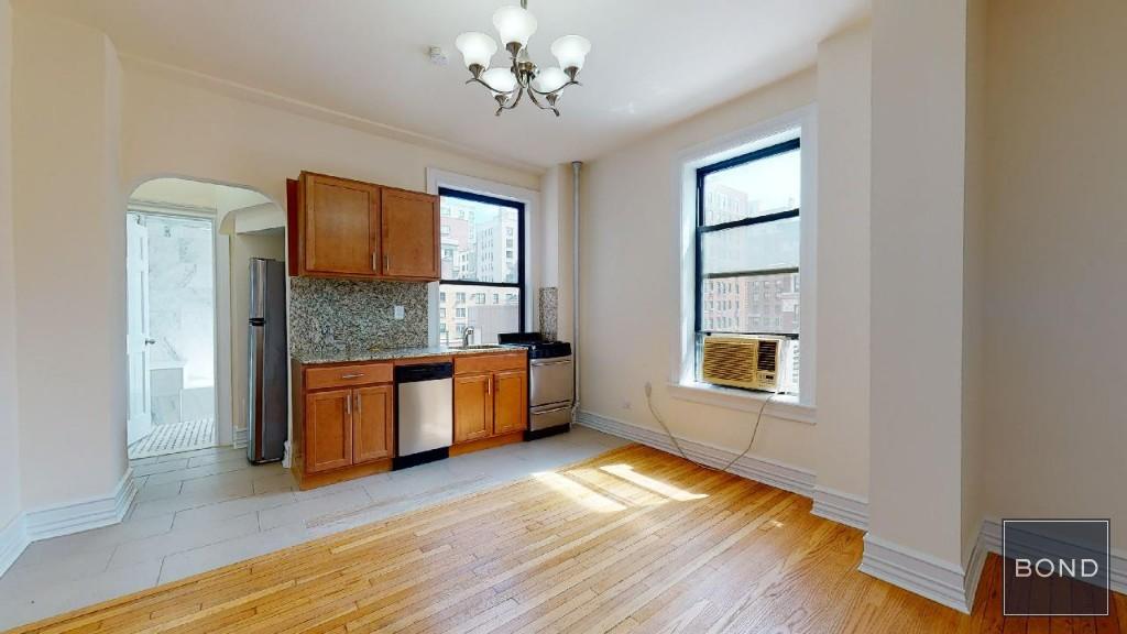 324 W 84th Street 84
