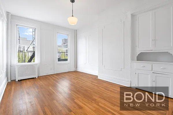 140 Bedford Avenue 3