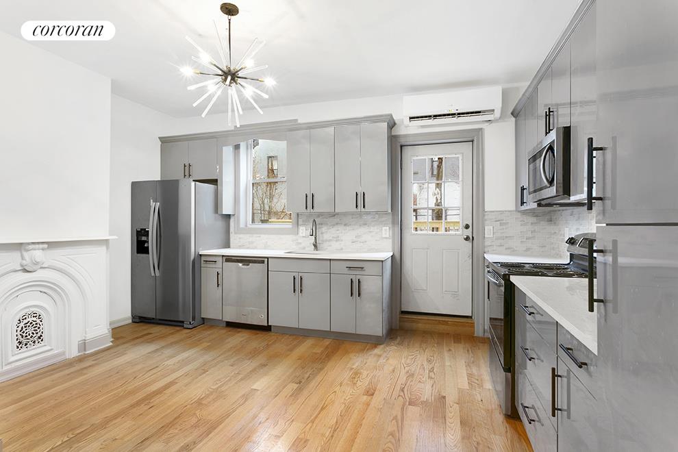 196 PUTNAM Avenue 1