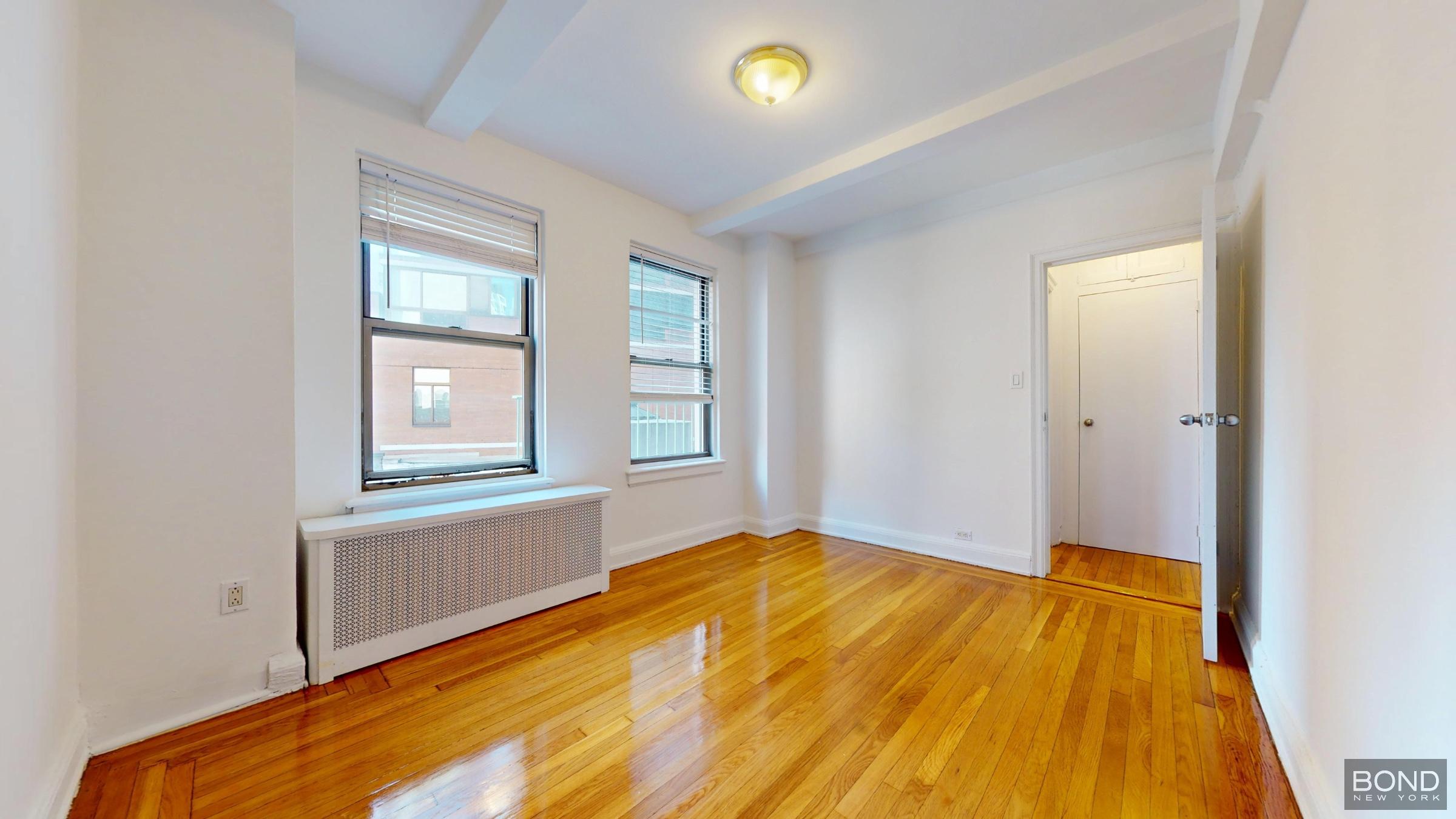 301 E 38th Street 9G