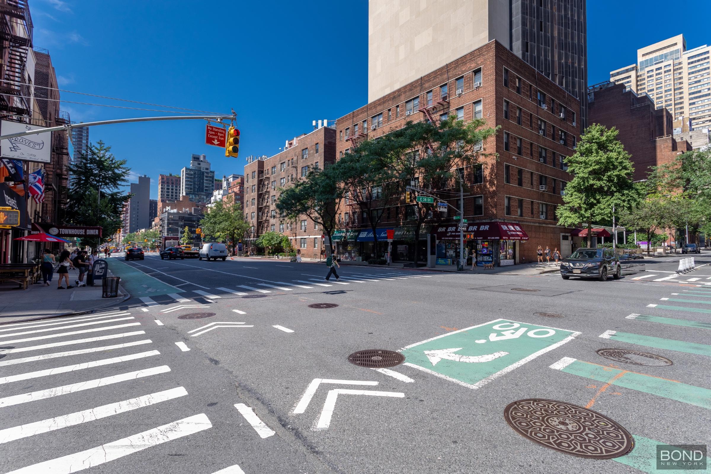 301 E 38th Street 9G