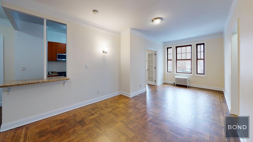 201-205 W 11th Street 3C