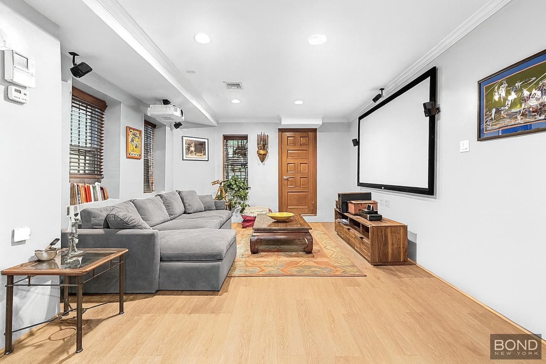 242 Hancock Street