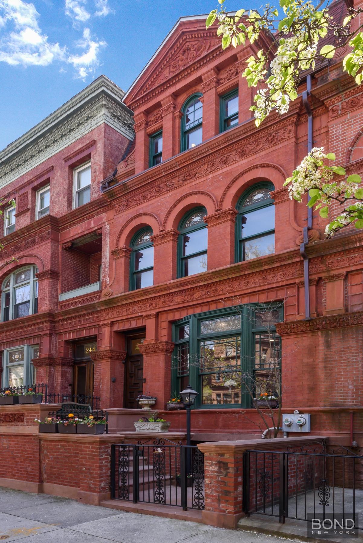 242 Hancock Street