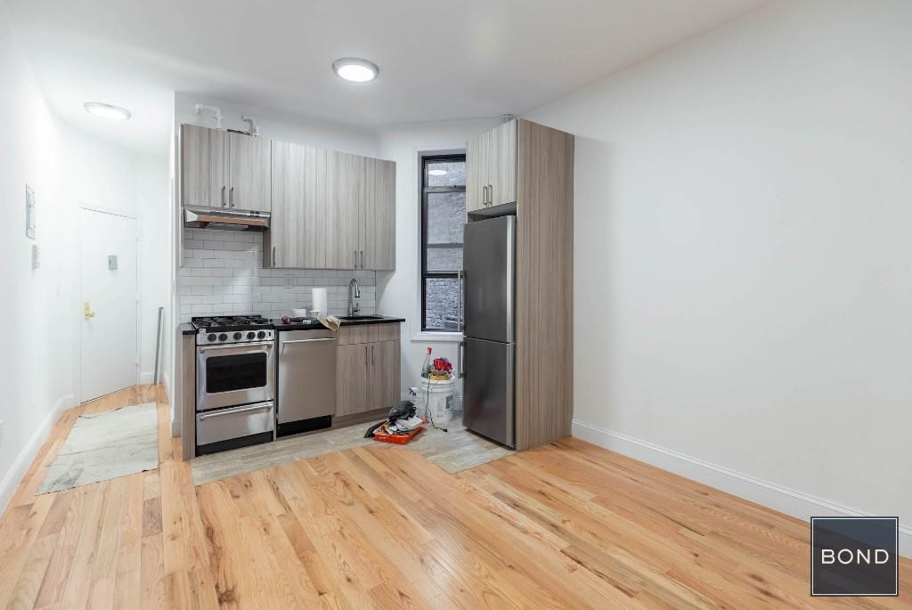 226 E 36th Street 4C