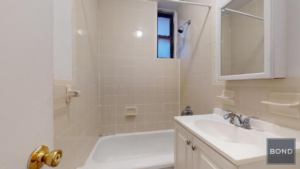 41 Bedford Street 1D