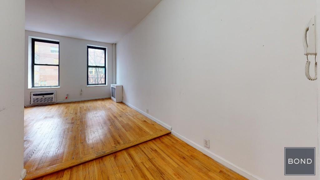 335 E 92nd Street 4A