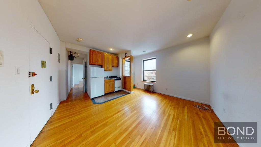 104 2nd Avenue 19