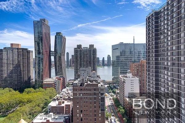 237 E 34th Street 501