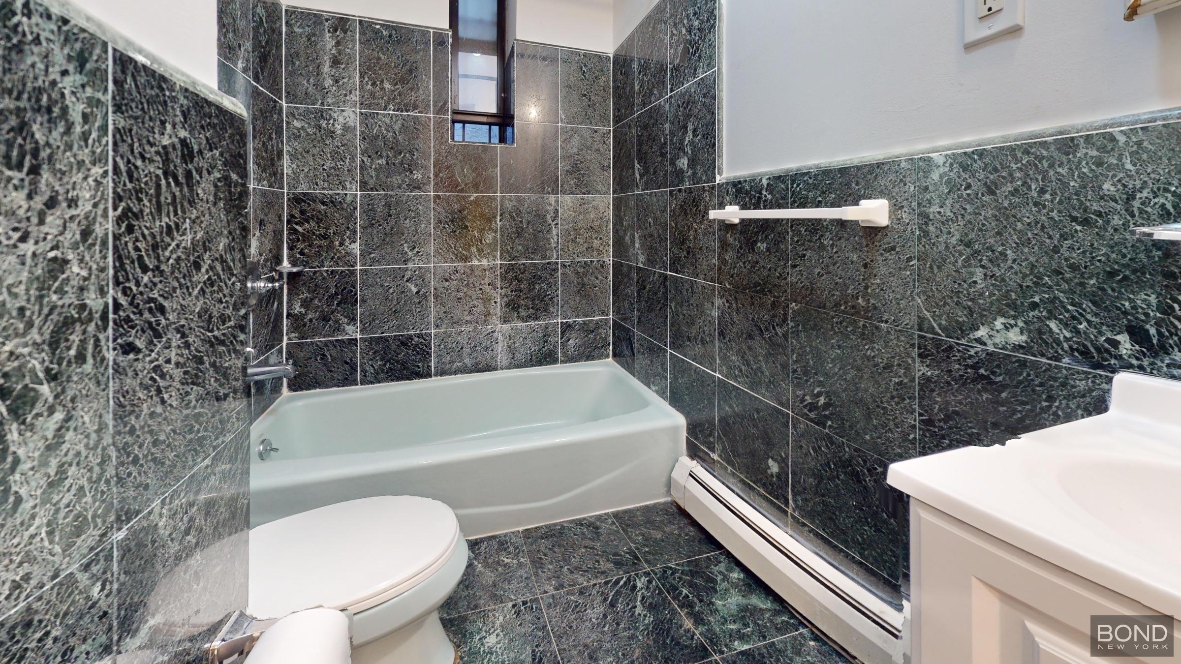 237 E 5th Street 1b