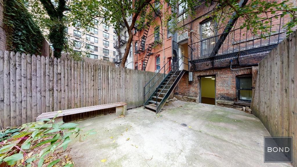 335 E 92nd Street 1B