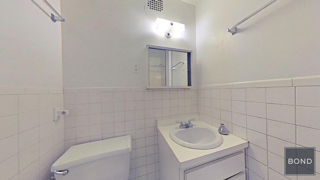 212 E 85th Street 3B