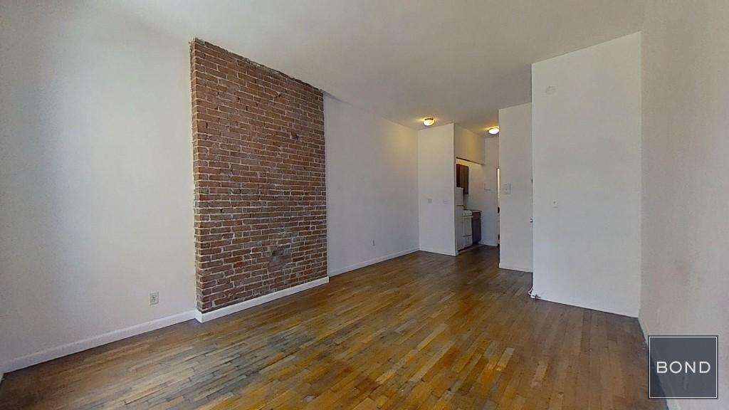 212 E 85th Street 3B