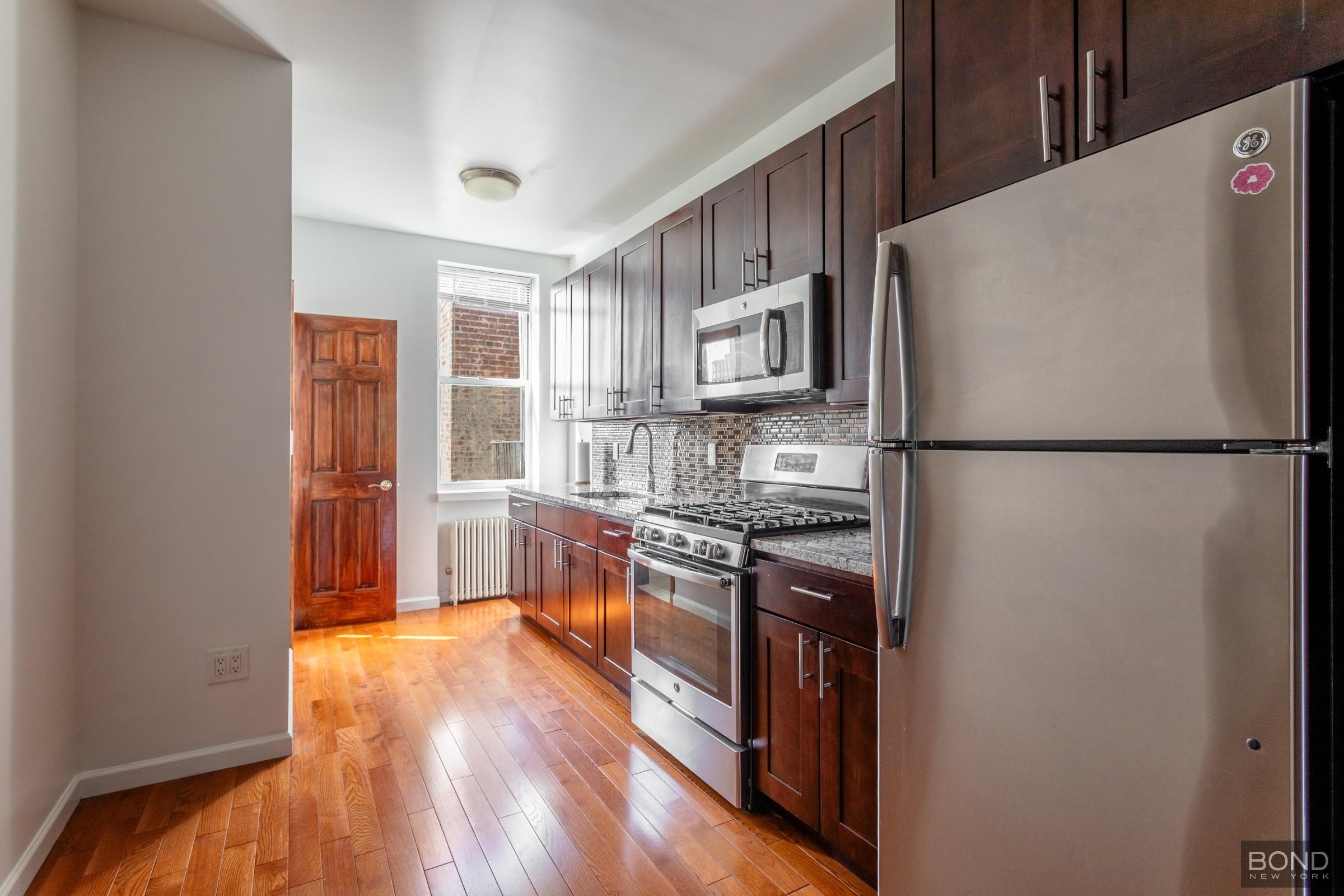 223 Franklin Street 4R