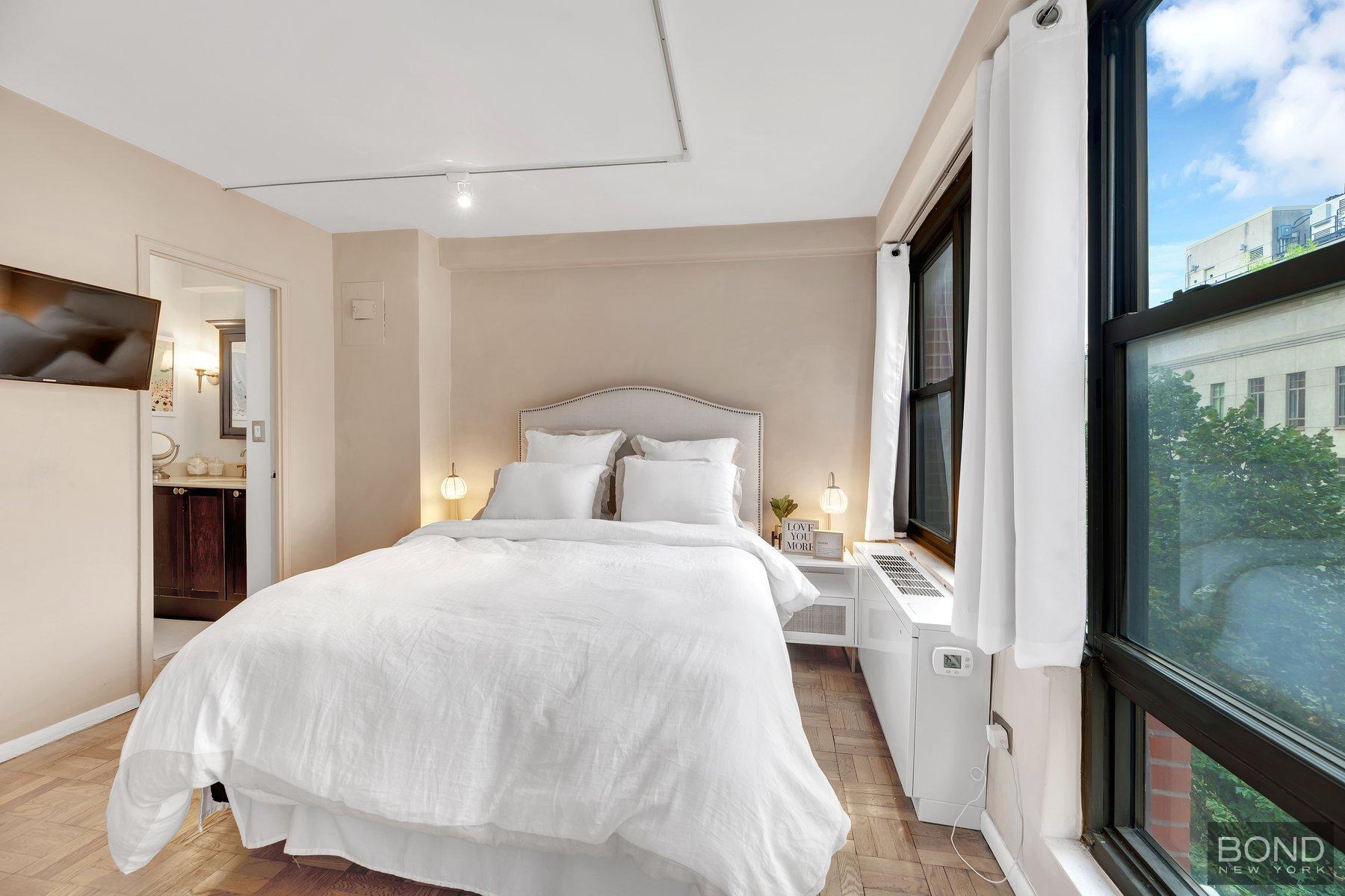 166 E 61st Street 5D