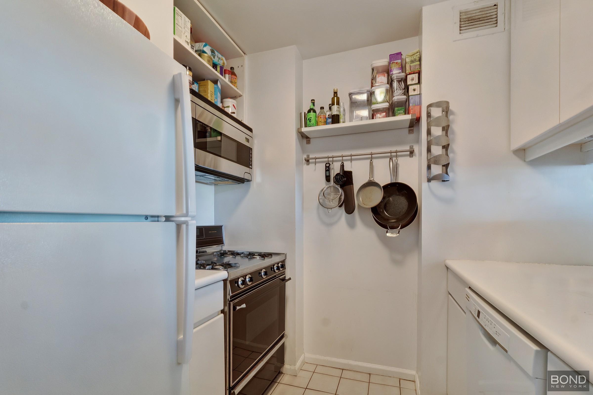 295 Greenwich Street 6D-N